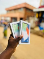 IPHONE X 256GB SEALED - Buy in Malawi