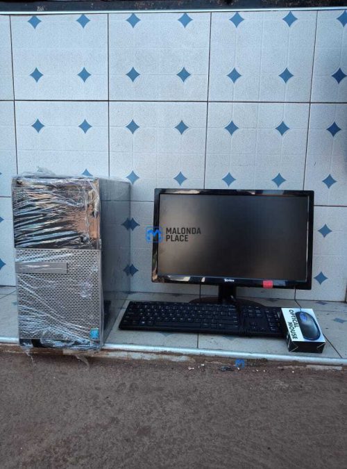 Desktop computer set
