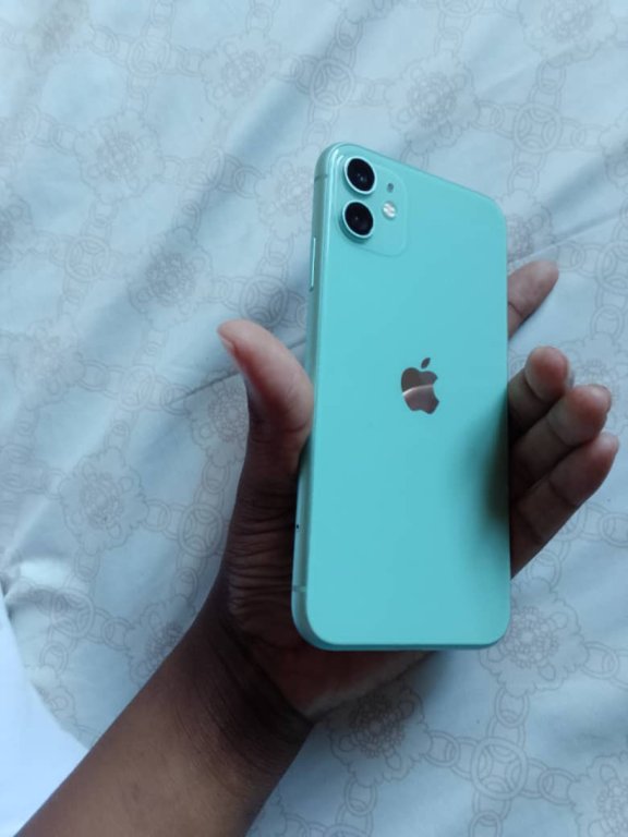 Iphone 11 normal 64GB 100%Bh