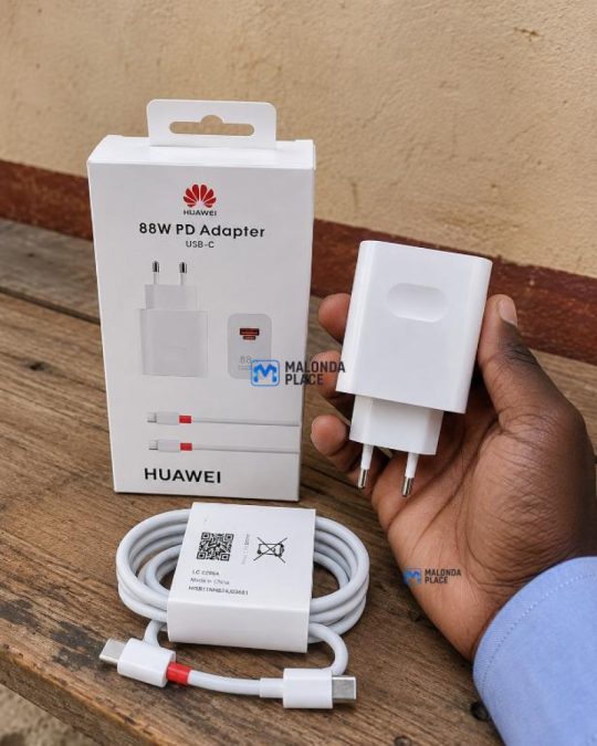 HUAWEI Fast Chargers