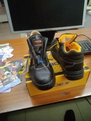 Safety Boots - For Sale in Blantyre