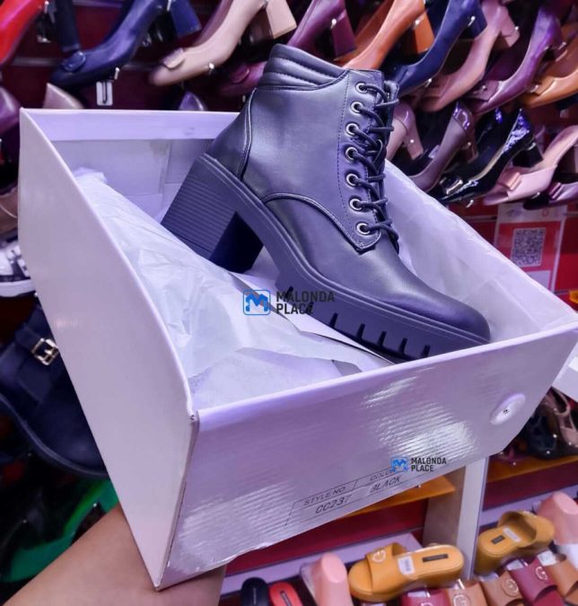 COMES WITH BOX  SIZES 36-41