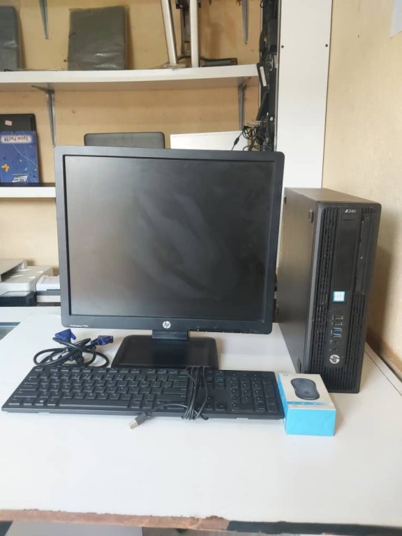 HP complete set i3 processor 500gb Ram 4gb