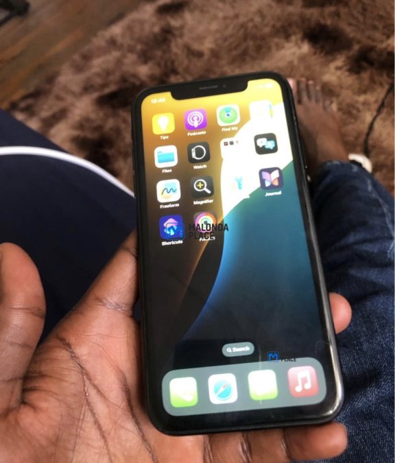 iPhone XR