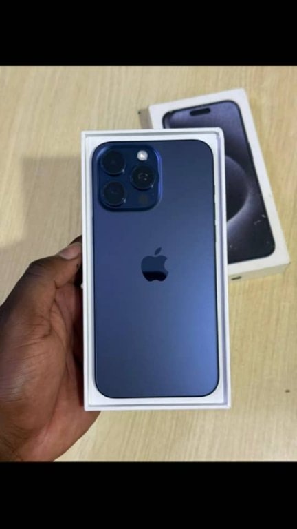 iPhone 15Pro max 256GB 87%BH