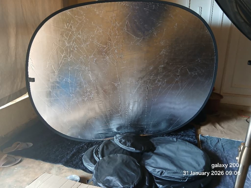 2N1 human size reflector 200x150