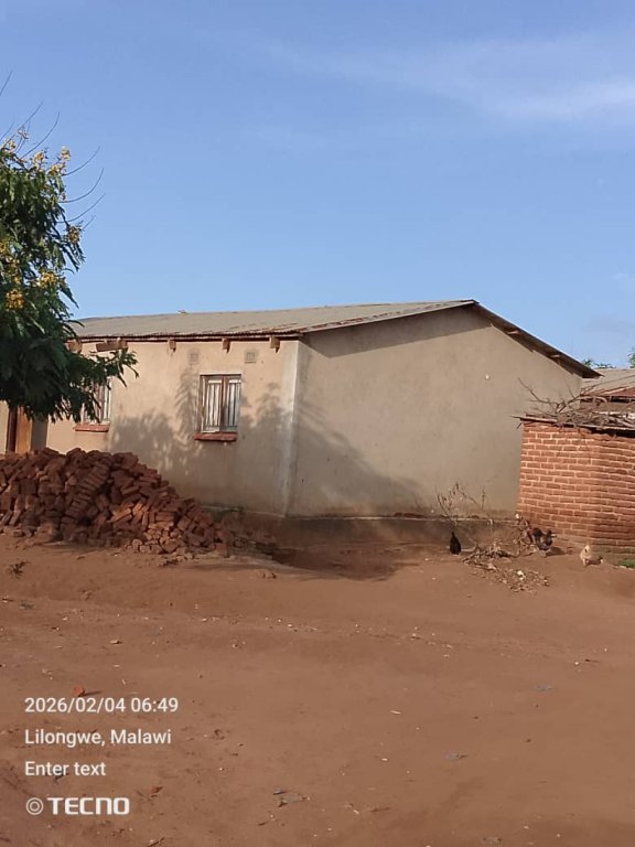 HOUSE FOR SALE IN AREA 56 MTANDILE