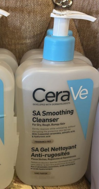CeraVe SA smoothing cleanser