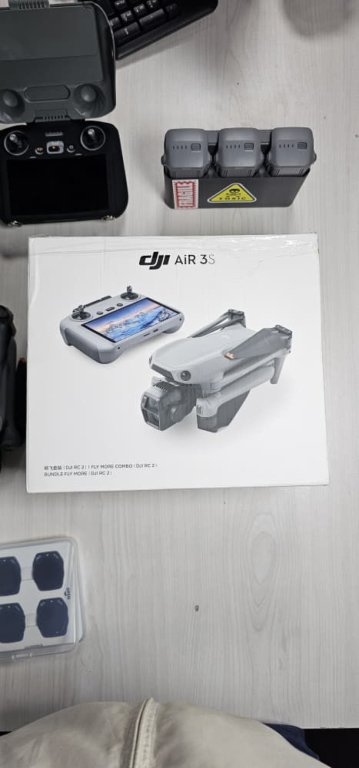 Dji Mavic 3S drone with 3 batteries
