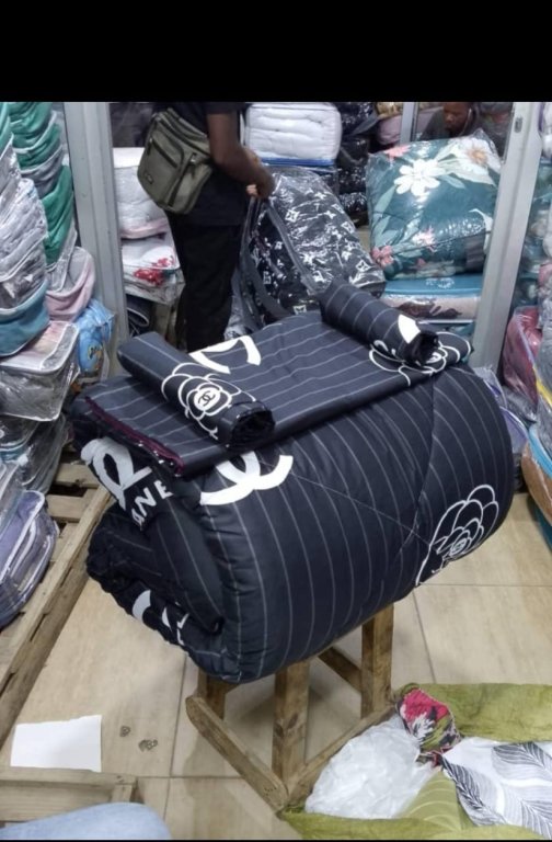 1 duvet 1 bedsheet and 2 pillowcases