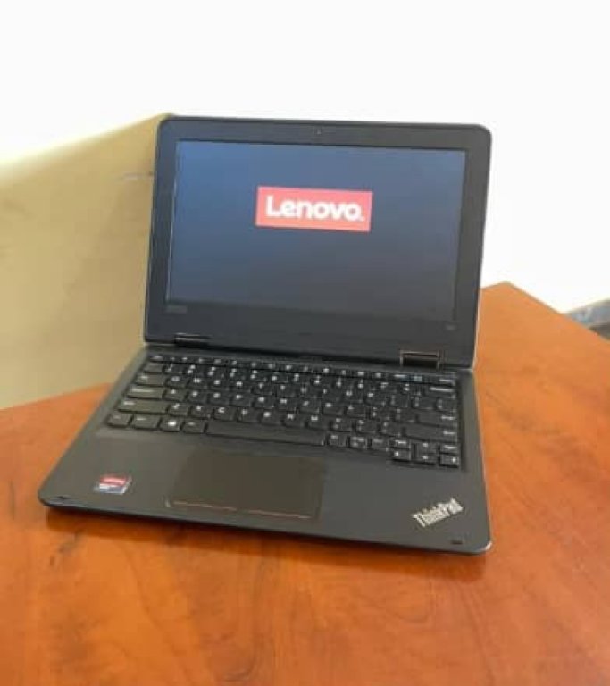 Lenovo Thinkpad i5 7th gen Ram 8gb SSD 256 GB