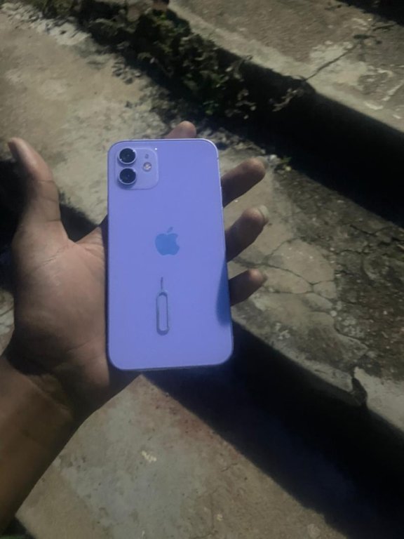 iPhone 12 normal 64gb 82bh