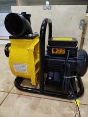 Surface solar water pump for sale in Area 23, Lilongwe, Malawi