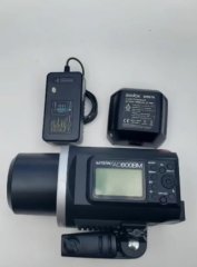 Strobe light ad600bm for sale in Lilongwe, Malawi