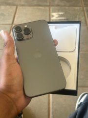 13 Promax 128gb 85bh for sale in Lilongwe, Malawi