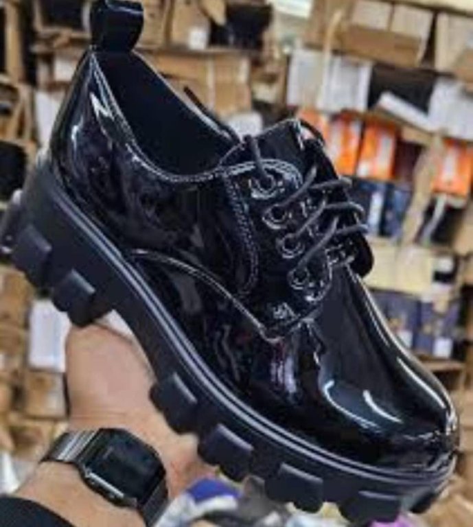 Size 39(2),40,41 available