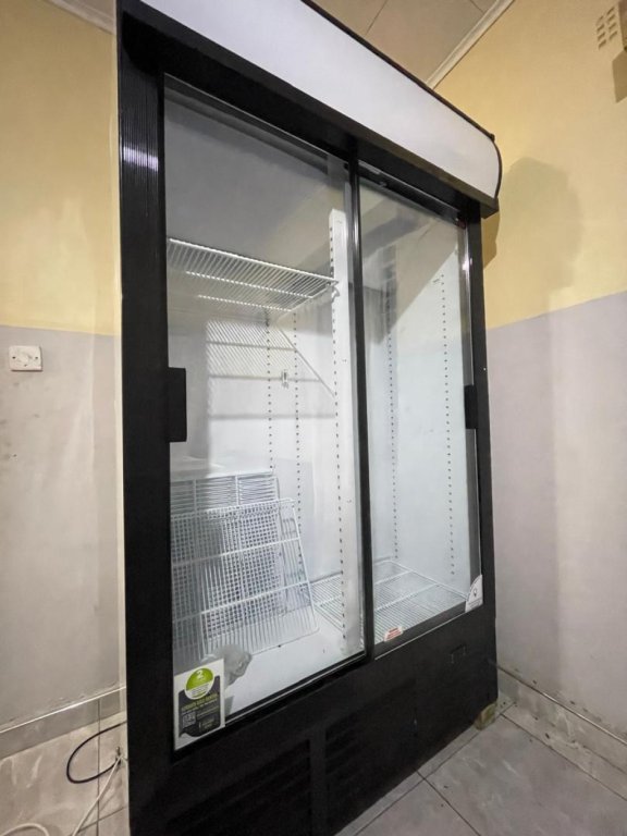 Commercial Double Door Beverage Cooler / Display Fridge For Sale!