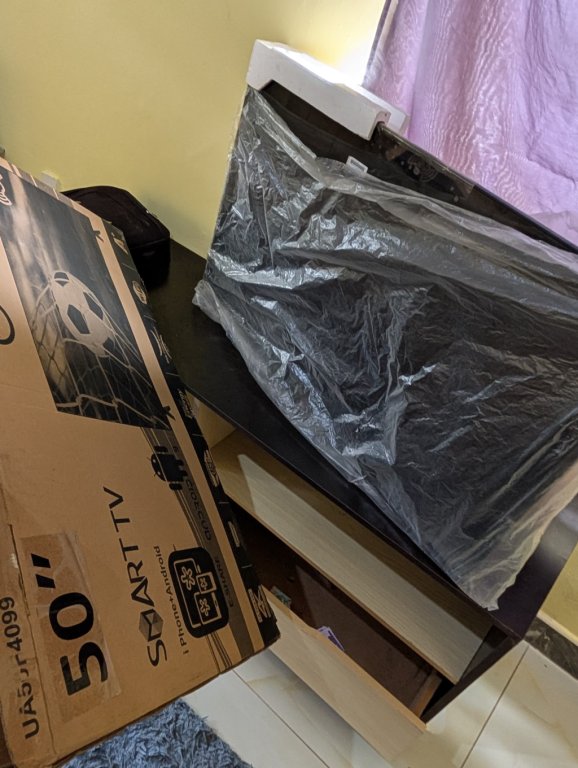 Samsung Smart TV Screen(50")- Brand New