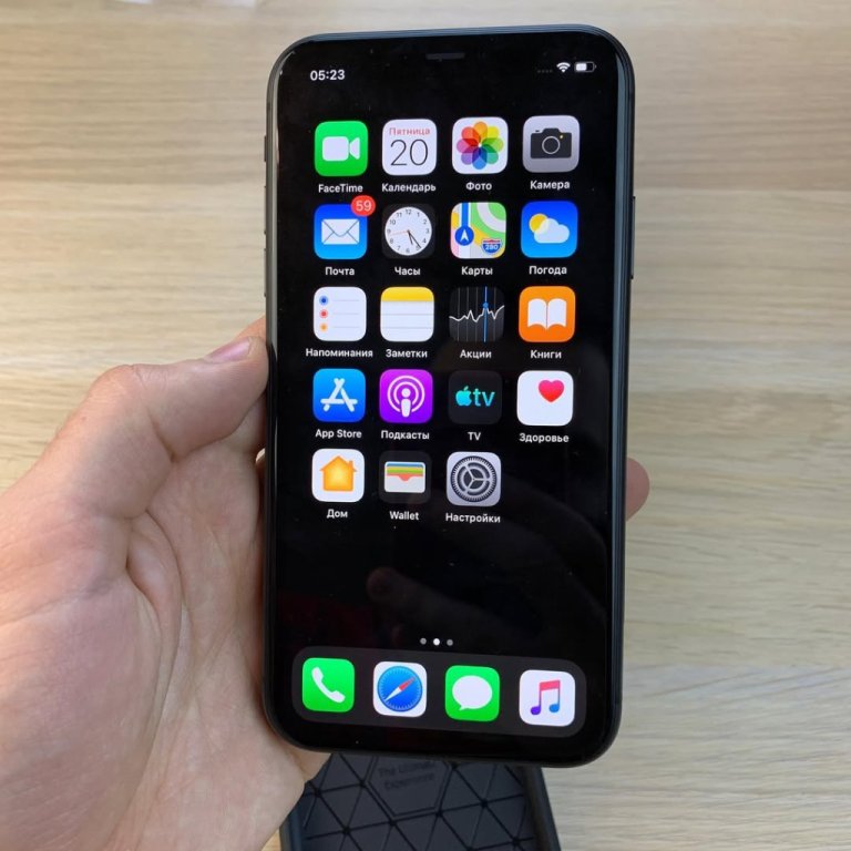iphone 11  64GB