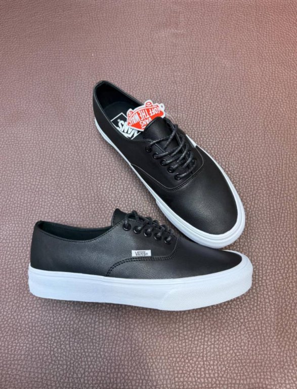 VANS ORIGINAL (size 42)