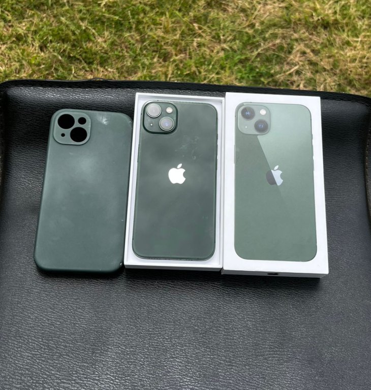 iPhone 13