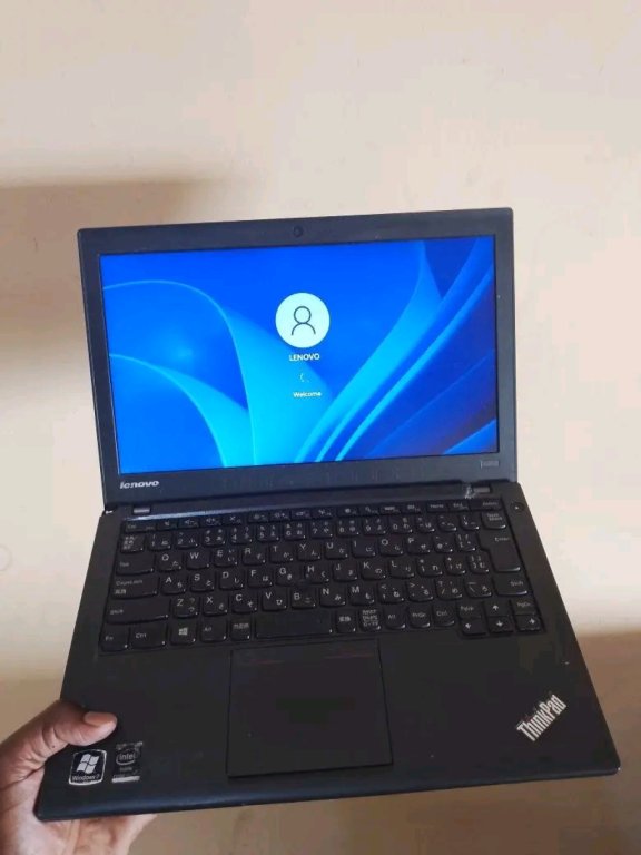 Lenovo Thinkpad x240 i5 4th generation