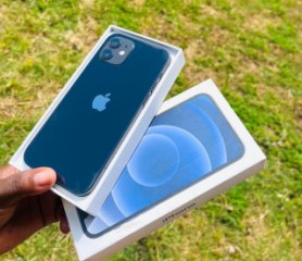 IPHONE 12 FROM USA🇺🇸 Like New for sale in Area 49 New Gulliver, Lilongwe, Malawi