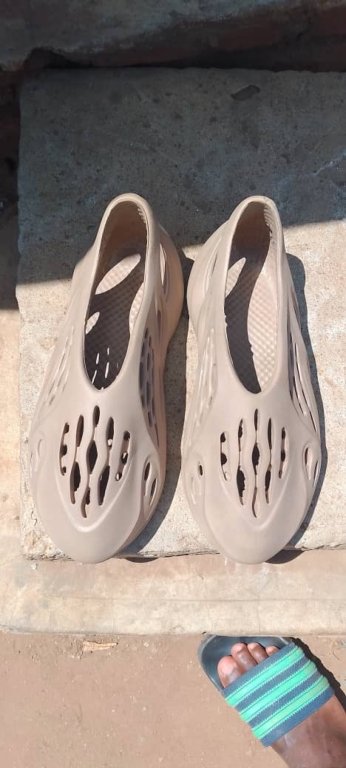Yeezy Foam Runner