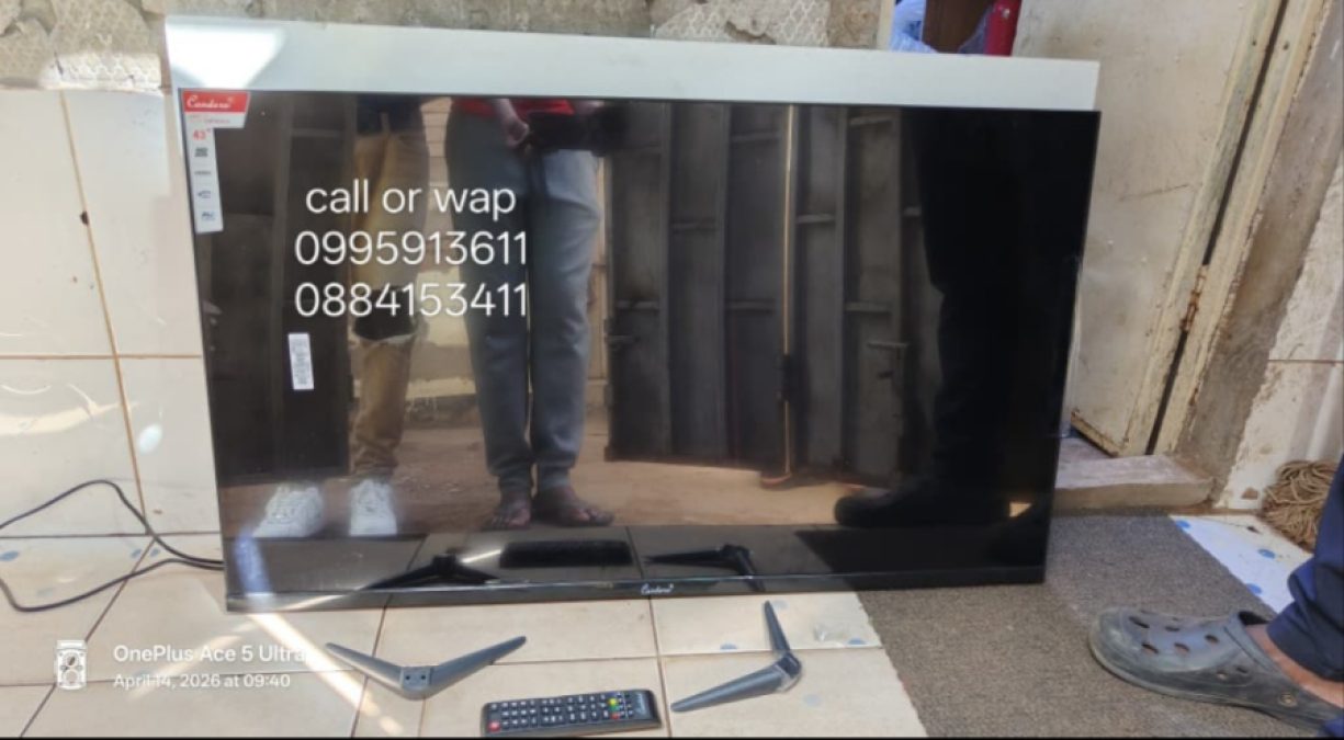43 inches Condere Flameless LED high definition TV