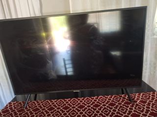 Original Samsung Smart TV 43 inch UA43RU7100K Going at MWK 1,350,000 Call or Text  265881736901/2659 - Buy in Malawi