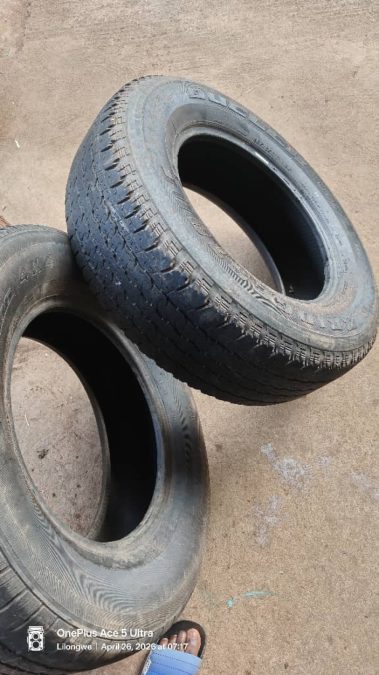 Used tyres size 265/65R17