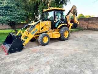 Front and backhole loader - Buy in Malawi