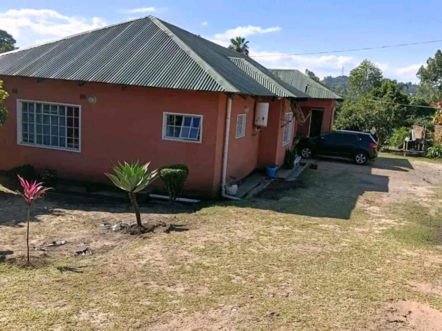 EXECUTIVE HOUSE