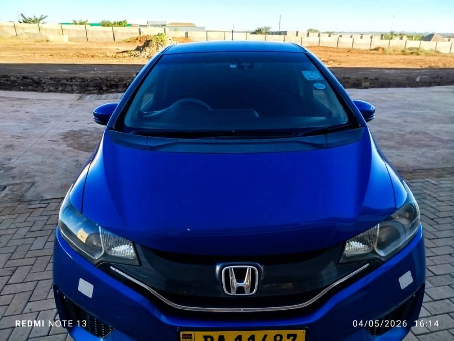 Honda fit new face.