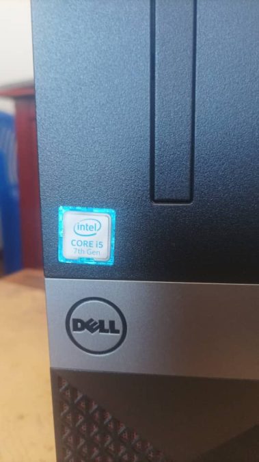 DELL DESKTOP COMPUTER