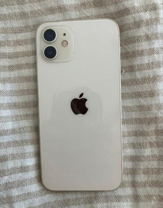 Iphone 12, 64GB, battery 82%
