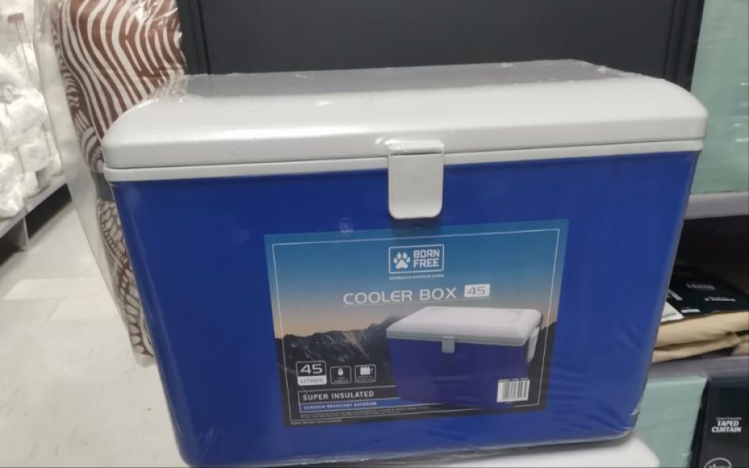 Cooler box 45L blue colour only