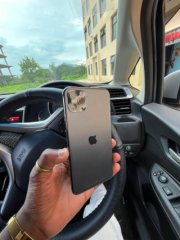 iphone 11 pro max > 256gb | 92% for sale in Chanco, Zomba, Malawi
