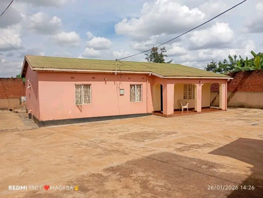 LUXURY HOUSE FOR SALE - IN LILONGWE AREA 49 DUBAI