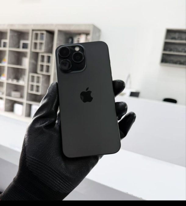 iPhone 15 pro max 256gb 84% bh