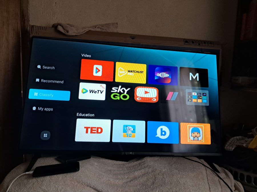 Samsung 43 inch smart LED TV Frameless model 7 series