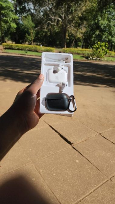 JBL Air-R03 airpods