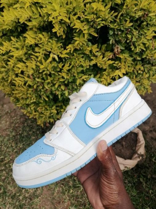 Nike shoe bello