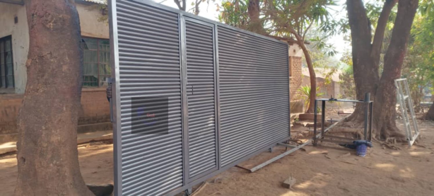 Sliding gates