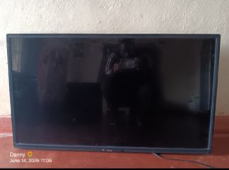 "42" inch Samsung Tv for sale in Katawa, Mzuzu, Malawi