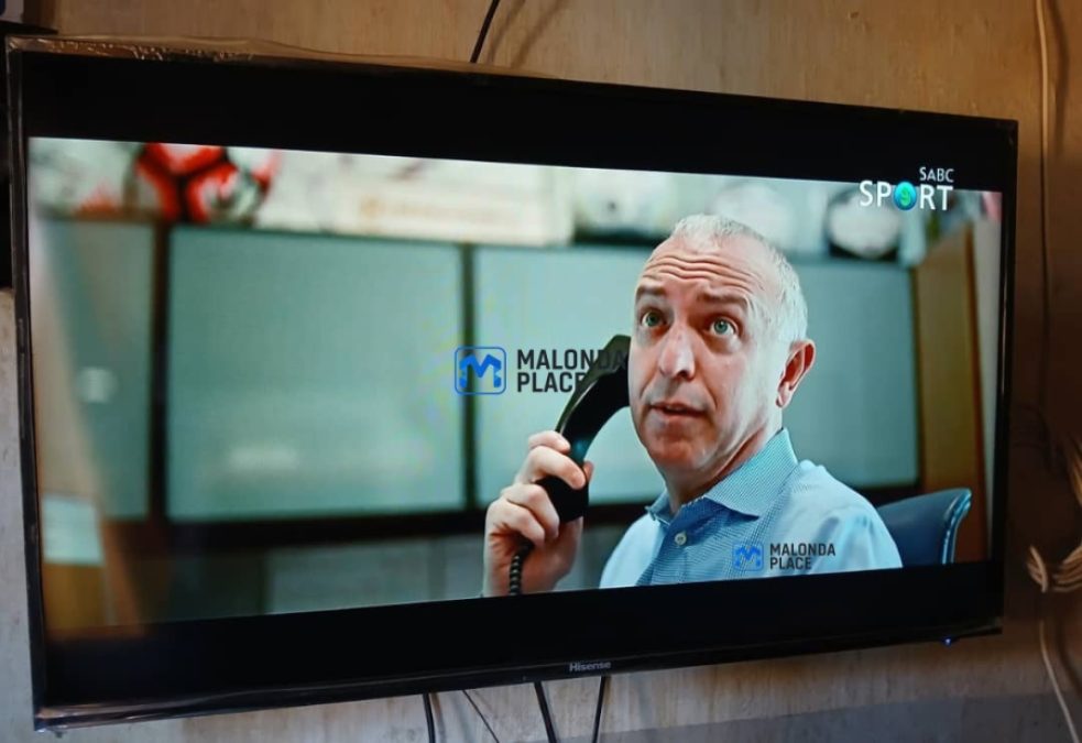 Original Hisense Smart Tv 43"