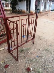 Steel Window flame for sale in Mpamba trading, Nkhata Bay, Malawi