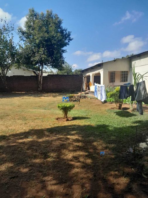House for Sale Area 47 Sector 4