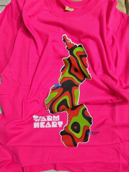 The warm heart T-Shirts