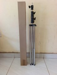 silver stand - For Sale in Lilongwe